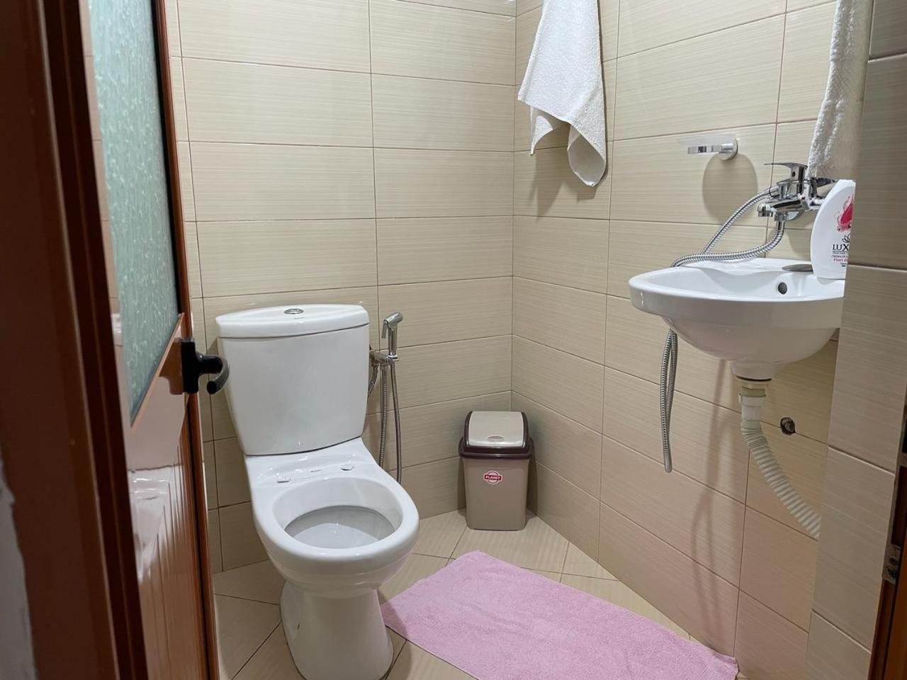 Guesthouse & Hospitality Berat Esterno foto